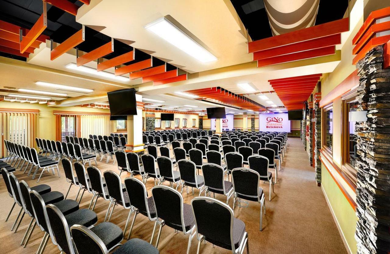 Apartman Nellinka Bešeňová Esterno foto