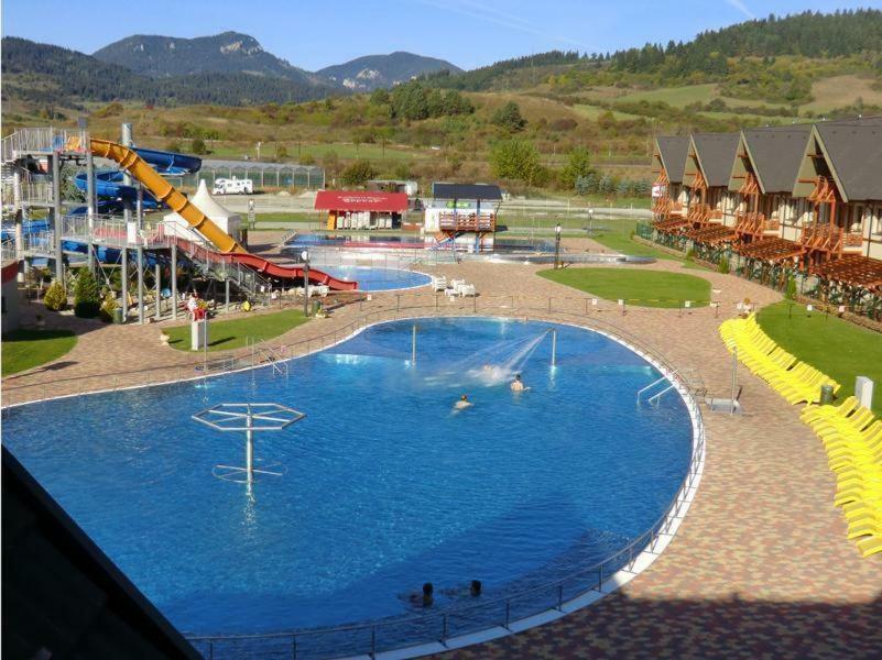 Apartman Nellinka Bešeňová Esterno foto